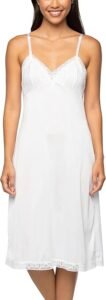 Read more about the article A Guide to Choosing the Best Cotton Slip Dress for Women