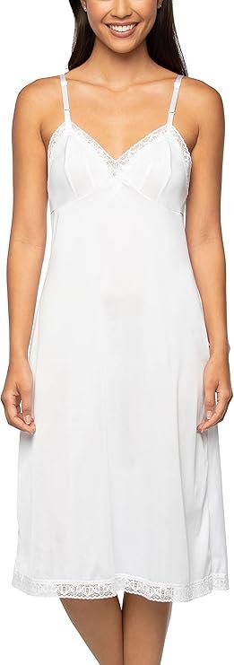 Read more about the article A Guide to Choosing the Best Cotton Slip Dress for Women