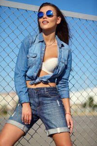 Read more about the article Why Every Woman Needs a Denim Romper in Her Wardrobe